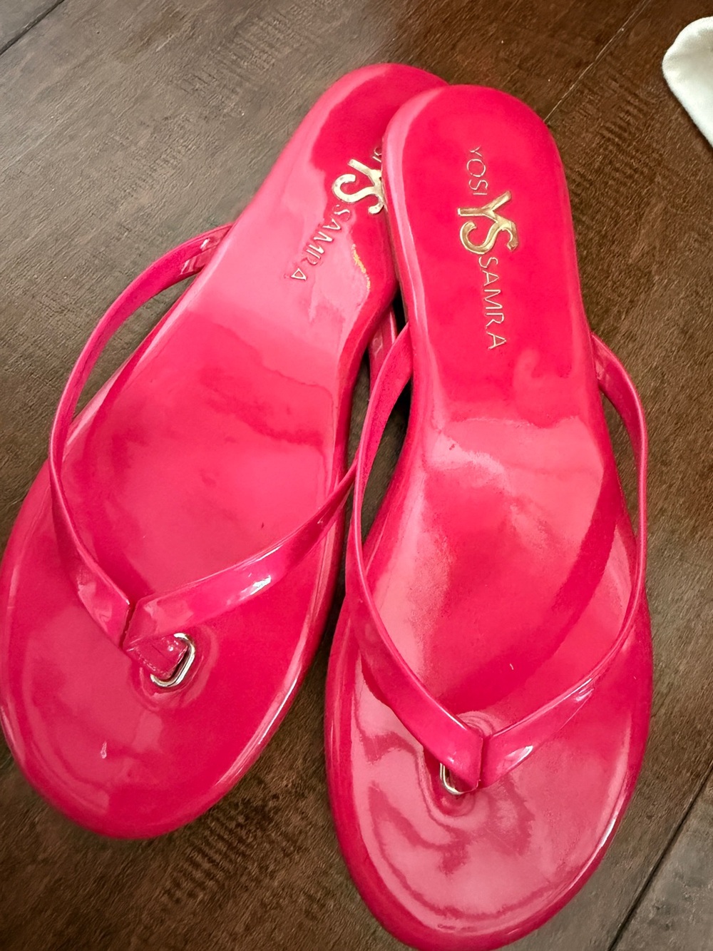 Yosi Samara NWOT patent flip Flops